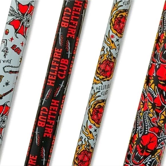 Netflix STRANGER THINGS MakeUp Brushes And Lipgloss Set NWT - Picture 8 of 14